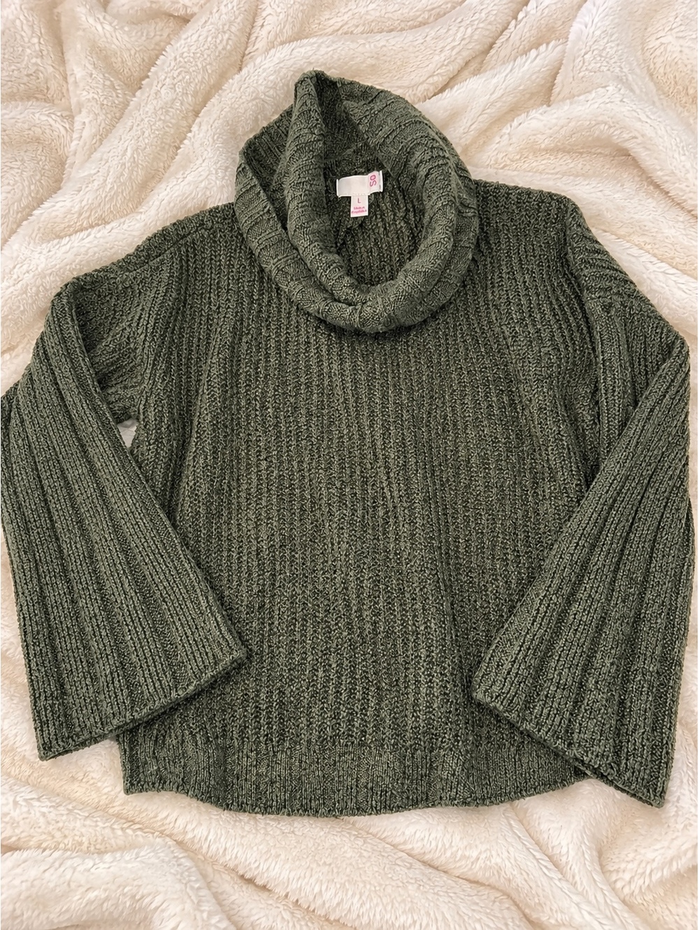 SO Women's Olive Green Ribbed Knit Turtleneck Sweater Size L
